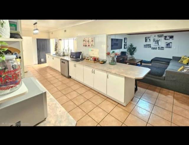 3 BEDROOM HOUSE FOR SALE IN MOREGLOED